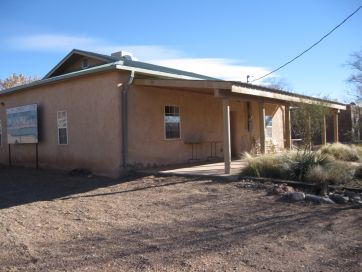 Rio Abajo Community Library Logo